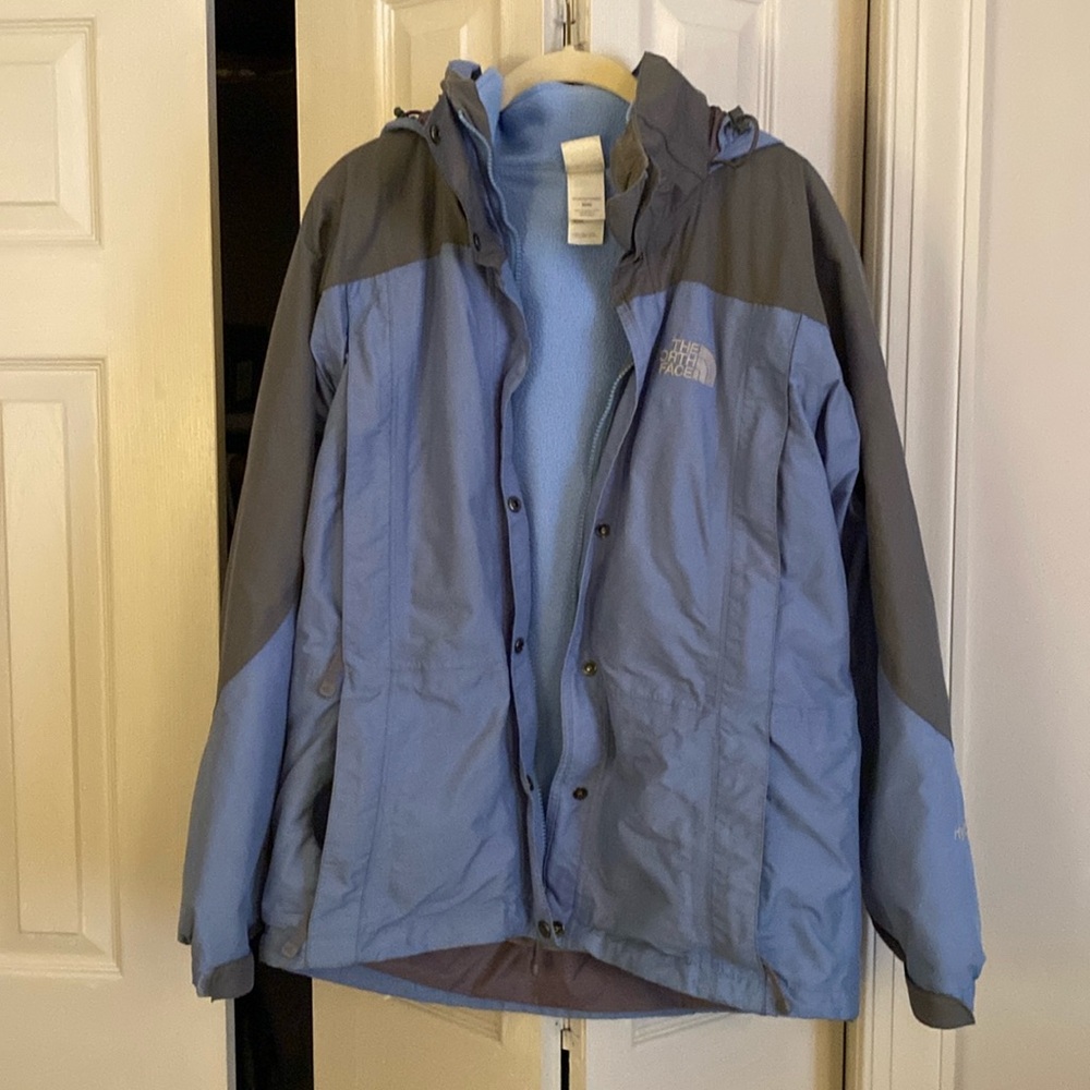 GUC The north face women’s 3 in 1 coat.